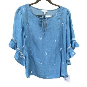 NWT LC Lauren Conrad Embroidered Flowers 3/4 Bell Sleeve Top Small